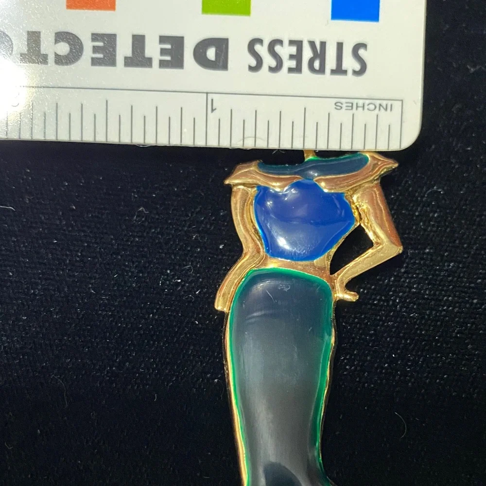 Elegant vintage Gold woman with blue and green accented Fashion Brooch pin